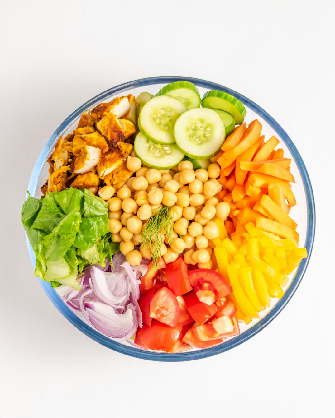 Fresh healthy salad bowl with vegetables